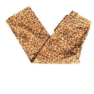 Women stretch cheetah pants by Jones New York size 10 W/ 2 frontal pockets
